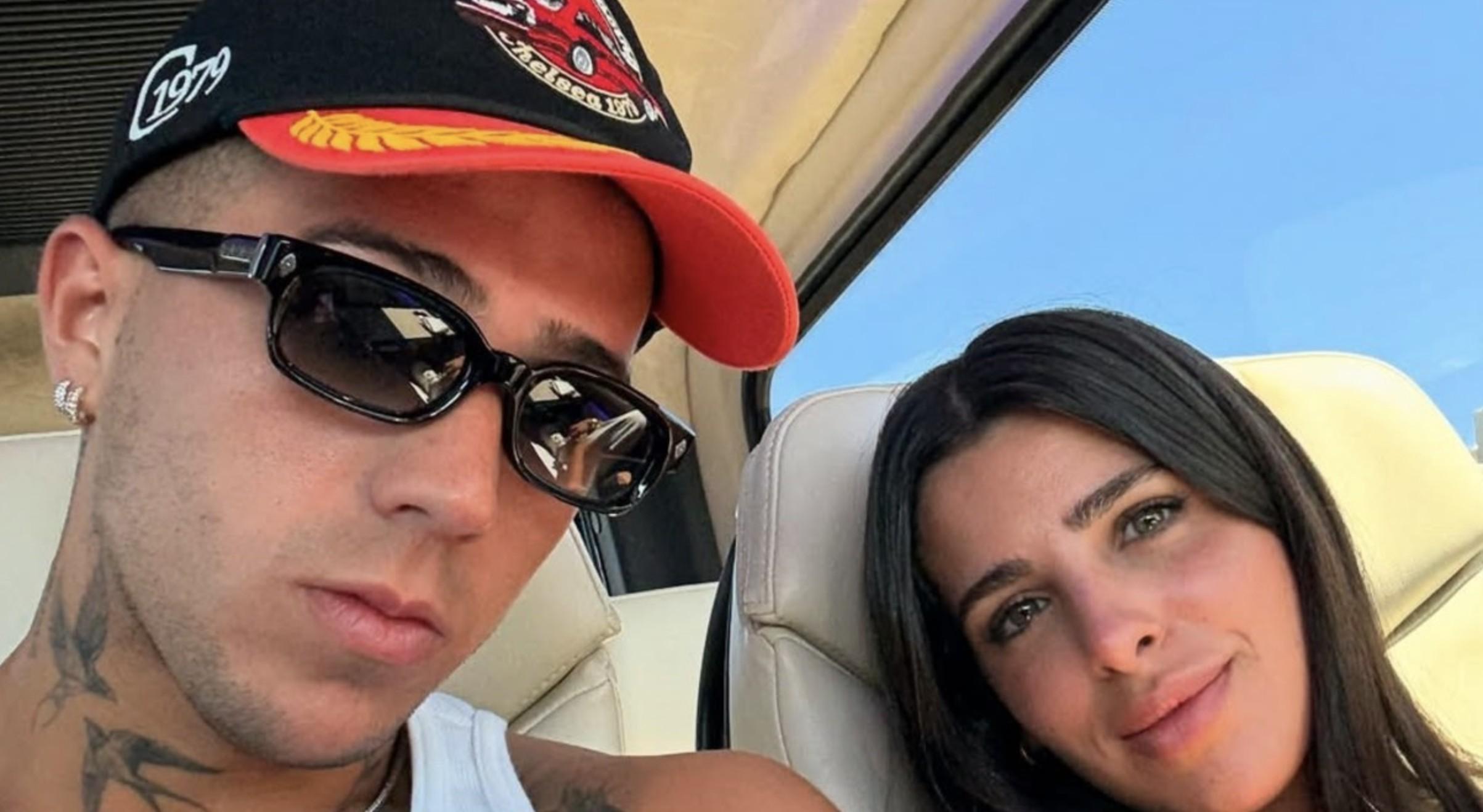 世界杯客户端升级说明-享受假期,恩佐与家人一同来到了希腊度假