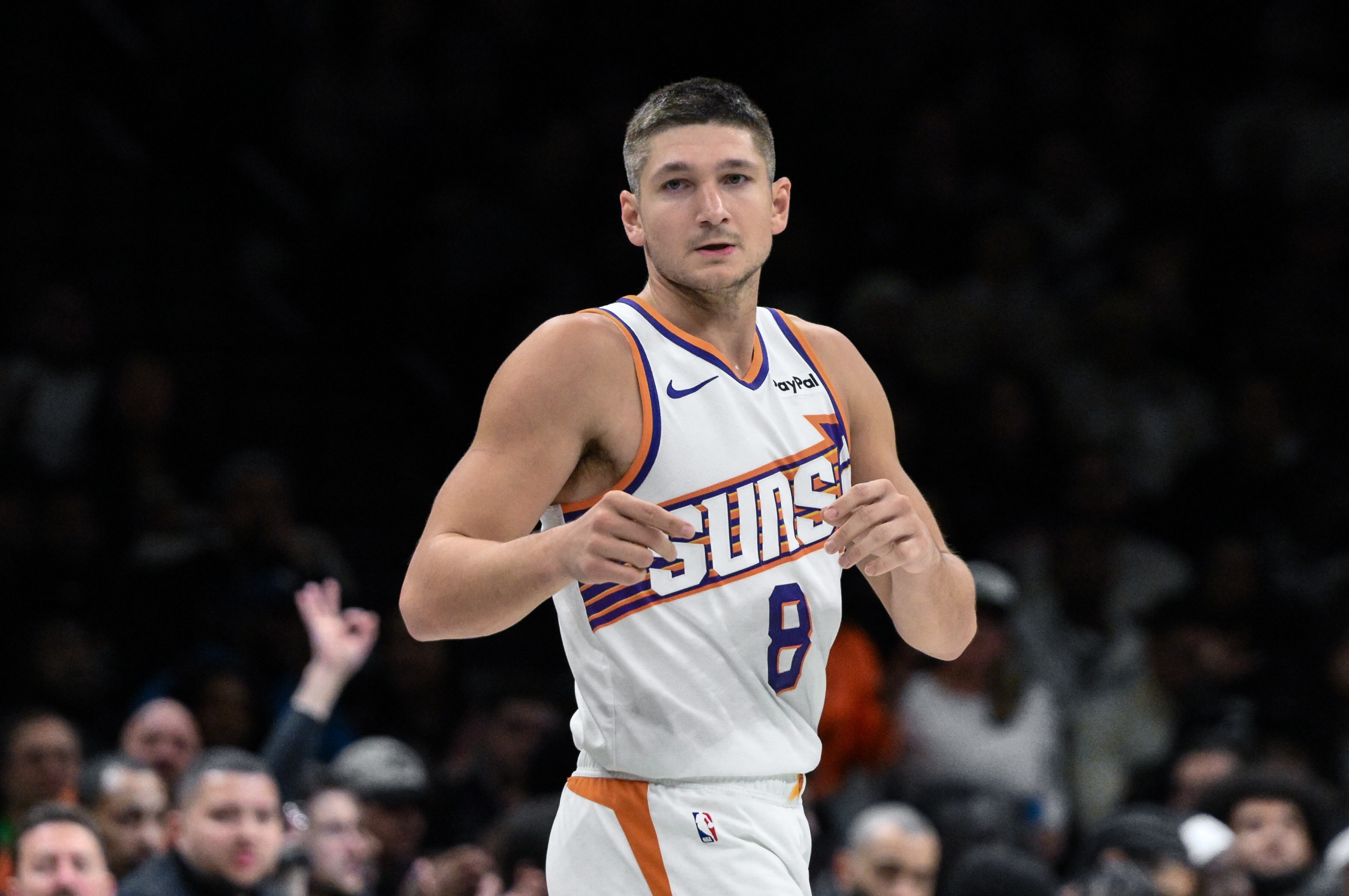 世界杯最新版本下载-一球不丢！阿伦半场5中5高效拿下11分2板2助1断