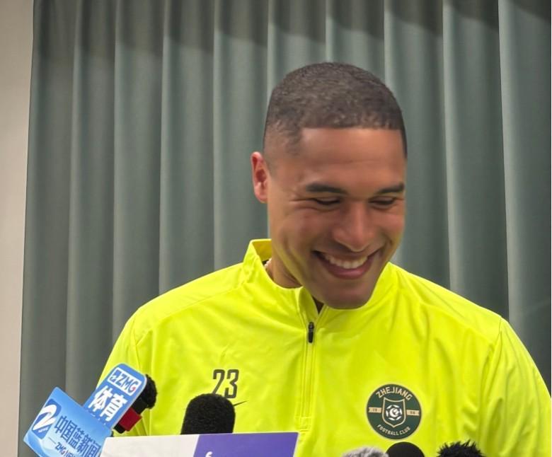 世界杯直播软件更新-个人赛季目标？瓜里拉帕：想打进20球，对自己和队友都有信心