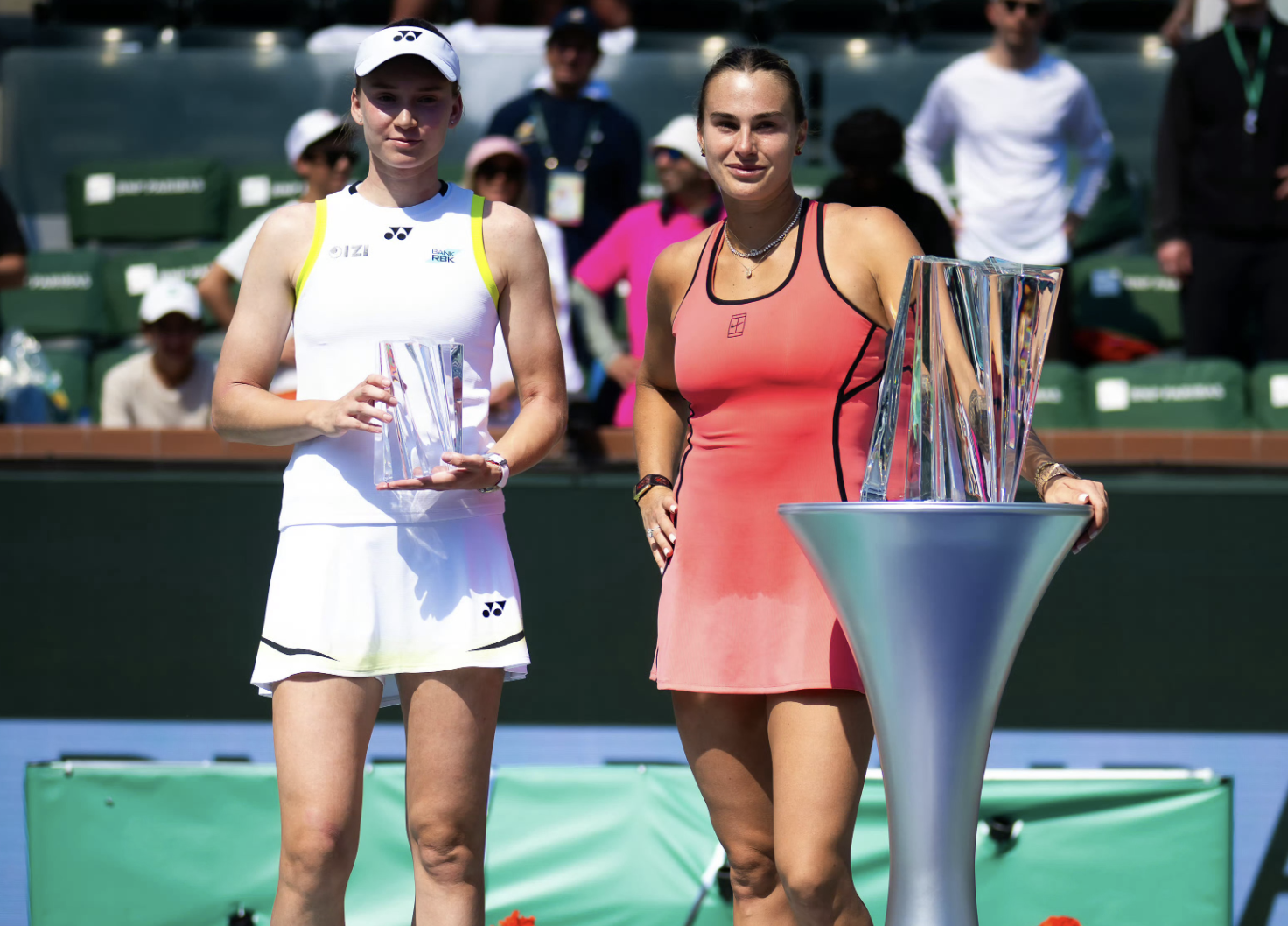 世界杯直播软件更新-将世界第1打到摔球拍！26岁美女连赢12次TOP10遭终结 曾遭咸猪手